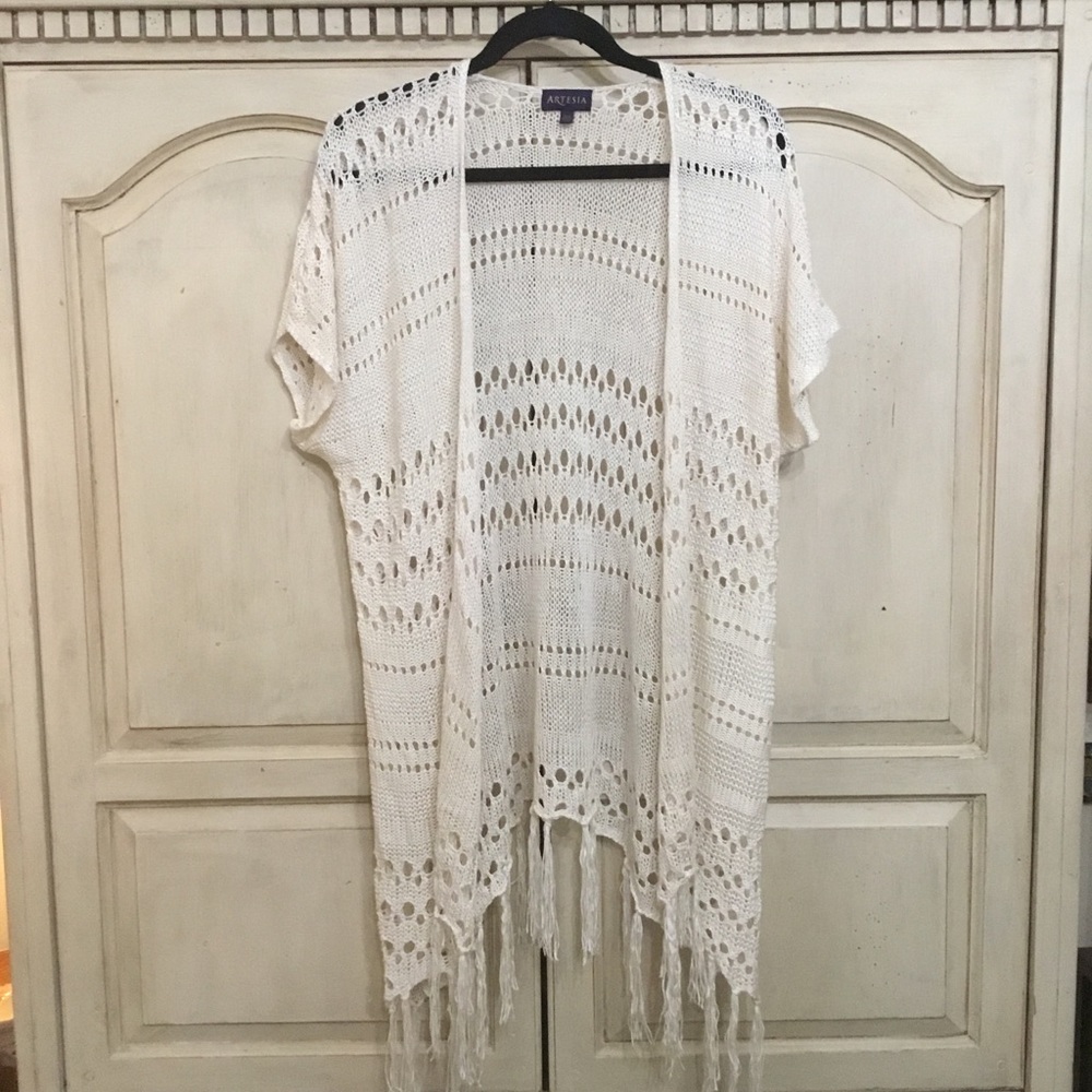 Artesia Women’s Crocheted Cream Cardigan Size XS EUC
